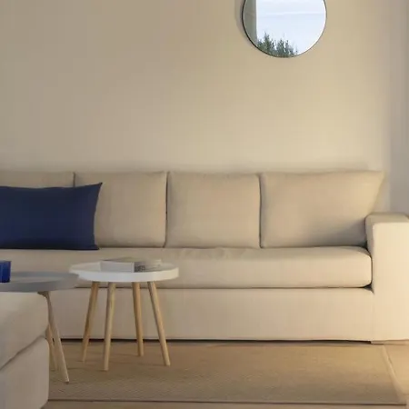 Villa Stunning Beachfront 3br That Has It All! Ambelas