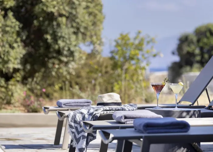 Stunning Beachfront 3br That Has It All! * Ambelas